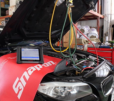 T-tech.にお任せください　キズヘコミ修理・整備・車検はこちら　無料見積り・簡単WEB予約・代車貸出